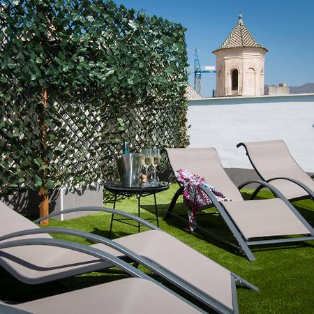 Holidays2Malaga Suites מראה חיצוני תמונה