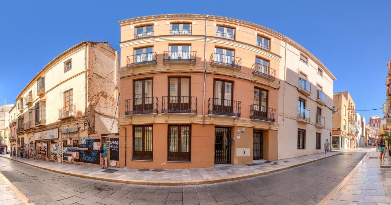 Holidays2Malaga Suites מראה חיצוני תמונה