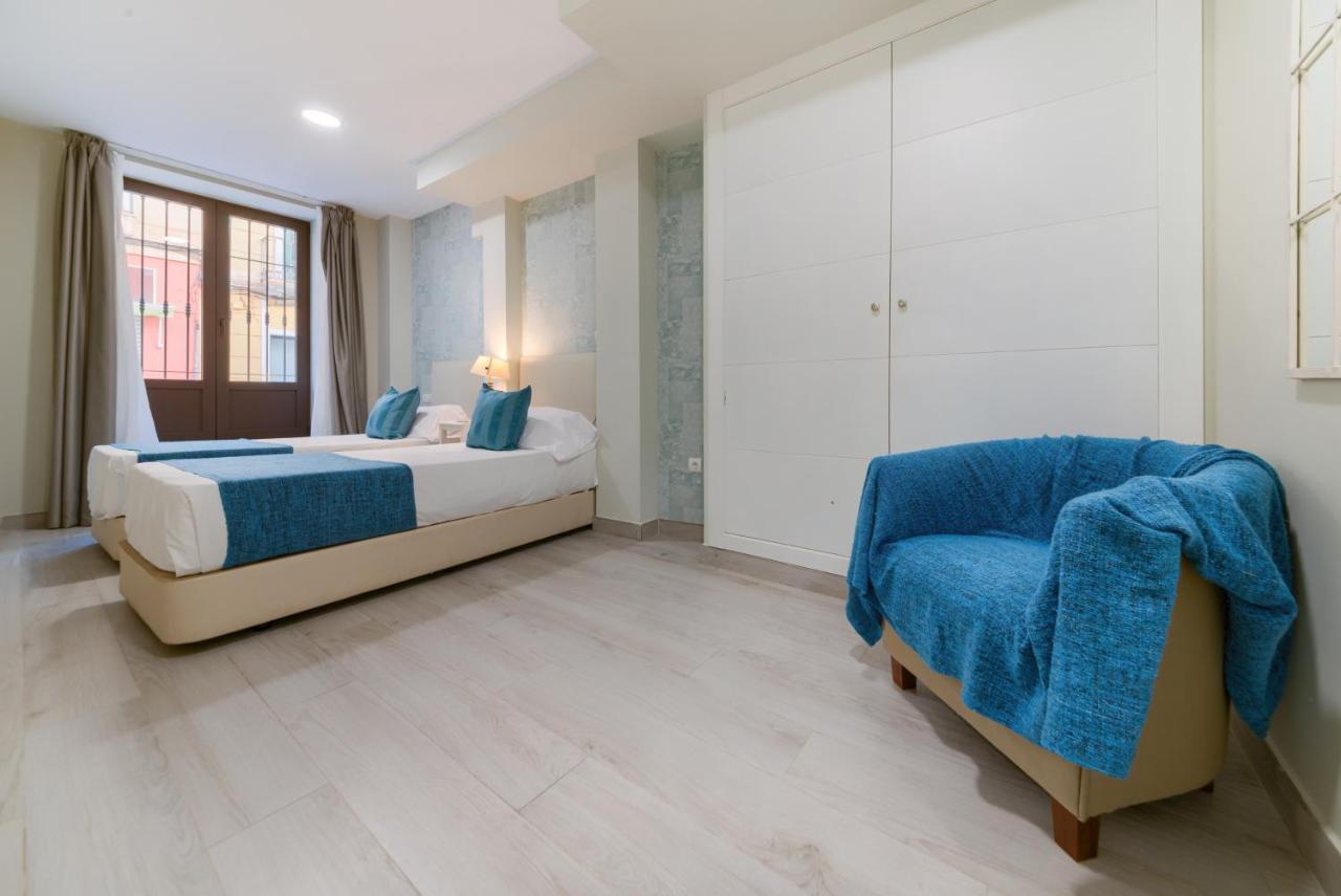 Holidays2Malaga Suites מראה חיצוני תמונה
