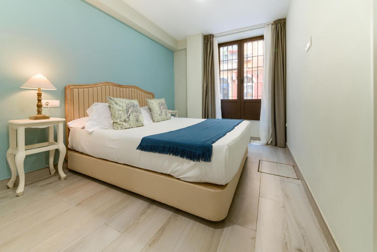 Holidays2Malaga Suites מראה חיצוני תמונה