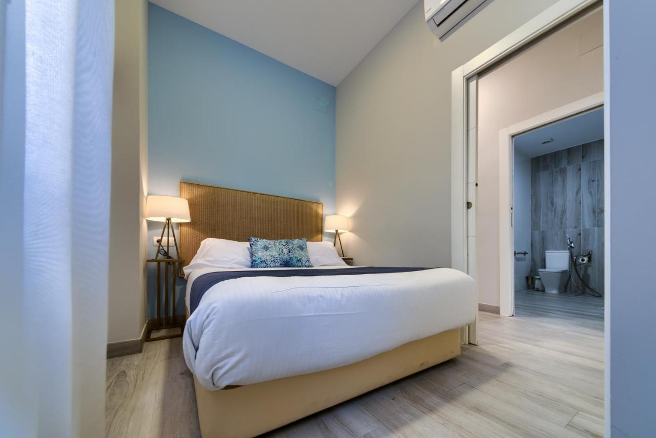 Holidays2Malaga Suites מראה חיצוני תמונה