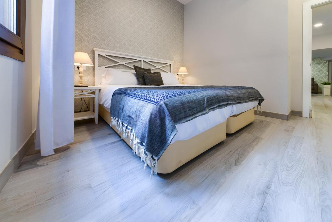 Holidays2Malaga Suites מראה חיצוני תמונה