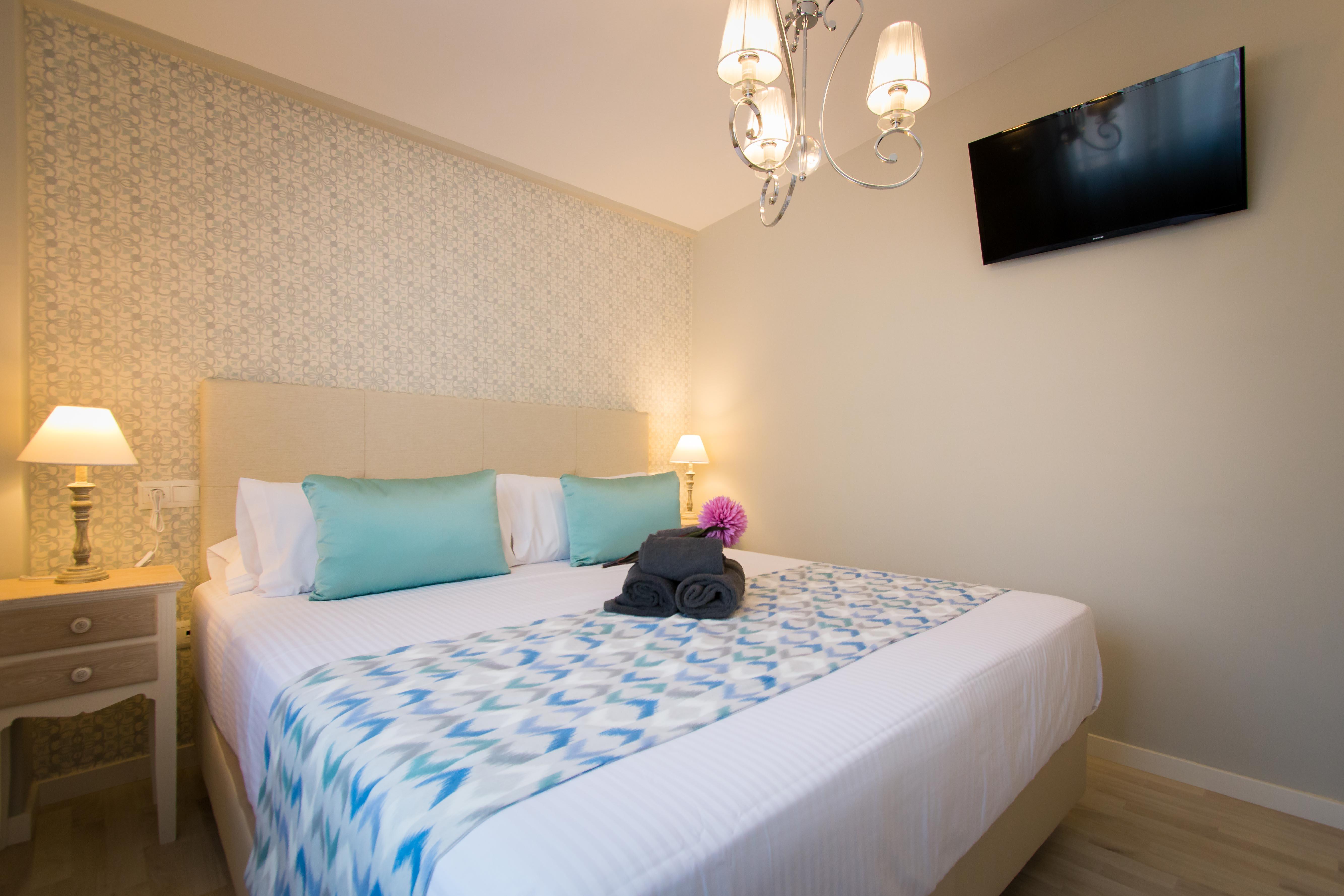 Holidays2Malaga Suites מראה חיצוני תמונה