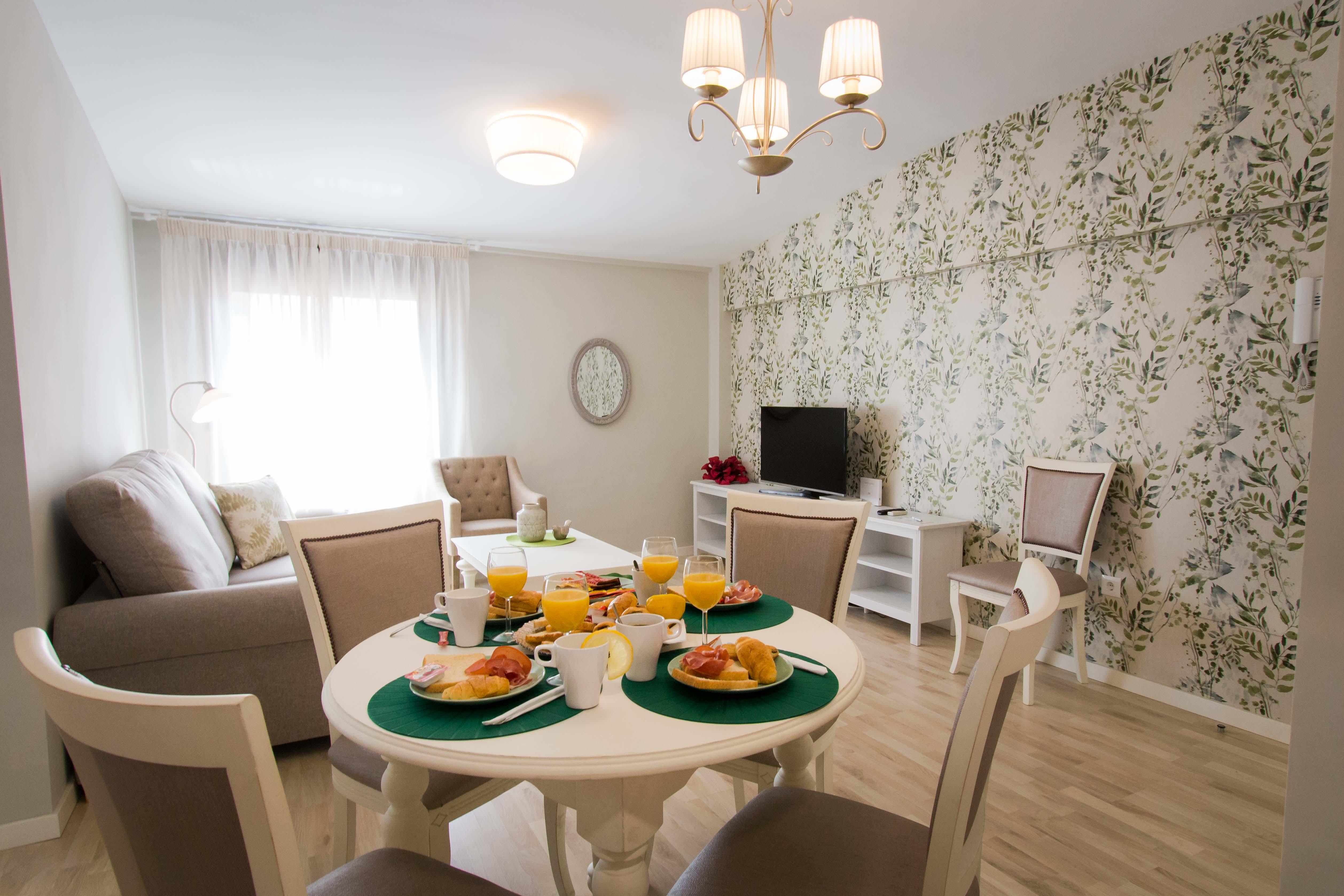 Holidays2Malaga Suites מראה חיצוני תמונה