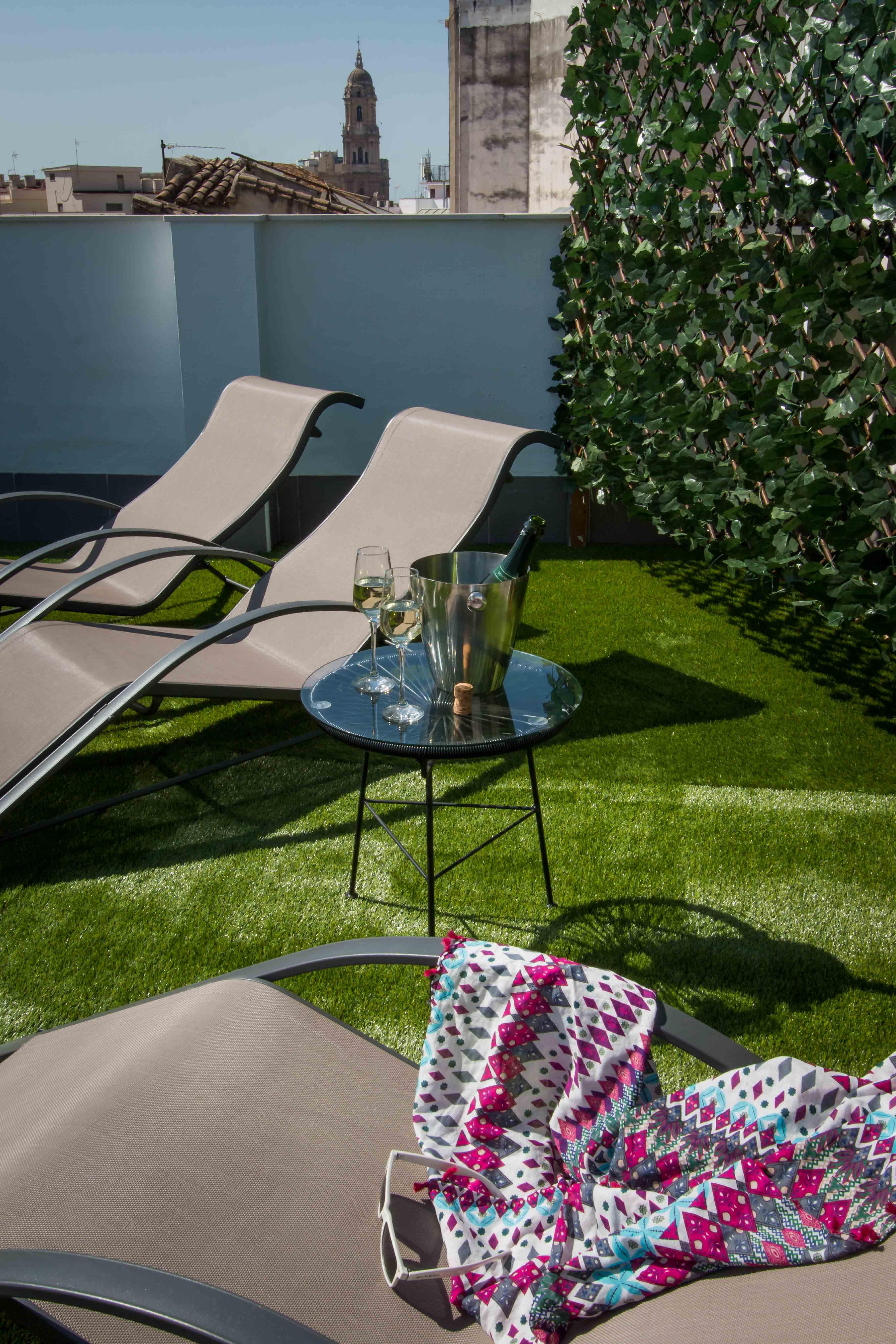 Holidays2Malaga Suites מראה חיצוני תמונה